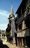 CPM La Cote Fleurie Honfleur Calvados Vieille rue et Clocher de l'Eglise Sainte Catherine 