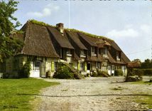 CPA Charme et Beaute de la Normandie Chaumiere Normande 