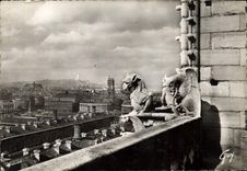 CPM Paris et ses Merveilles les Chimere de Notre Dame Panorama sur le Nord de Paris 