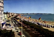CPM Royan le Boulevard F Garnier 