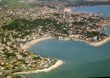 CPM Royan Pontaillac Ch Mme Plage de Pontaillac vue d'ensemble le Casino et les hotels 