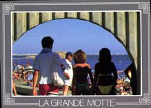 CPM La Grande Motte a l'Heure de la Plage 