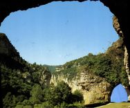 CPA En Parcourant les Gorges du Tarn Cirque des Baumes 