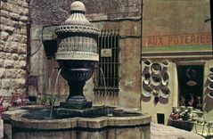 CPA La Cote d'Azur Vence la Fontaine du Peyra 