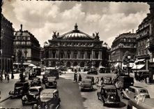CPM Paris et ses Merveilles la Place 1854 et le Theatre 1862 1875 de l'Opera Automobile Traction
