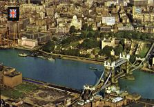 CPM London Tower Bridge vue aerienne 