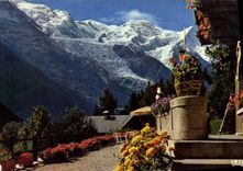 CPM Chamonix Mont Blanc l'aiguille du Gouter le Mont Blanc et le glacier des Bossons 