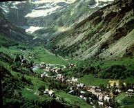 CPM Gavarnie Htea Pyrenees vue generale et le Cirque 