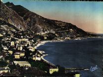 CPM Menton Vue sur la Baie de Garavan et la Frontiere Italienne 