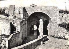 CPM Ile Sainte Marguerite Cannes Interieur de la Citadelle construite sous Richelieu 