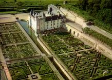 CPA Le Chateau de Villandry I et L et ses celebres jardins a la francaise 