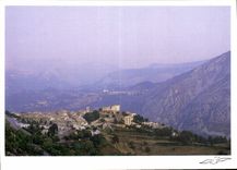 CPM Greolieres dans son cadre de montagnes 