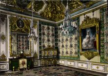 CPM Versailles Chambre de la Reine 
