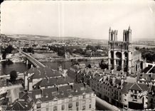 CPM Mantes la Jolie S et O La Cathedrale 