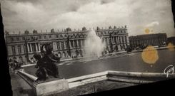 CPM Versailles et ses Merveilles Le Chateau et les parterres d'eau 