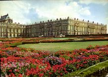 CPM Chateau de Versailles Le Chateau vu des Parterres de Nord 