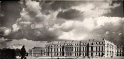 CPM Versailles Le Chateau Facade sur le Parc 