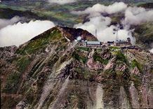 CPM Les Pyrenees Le Pic du Midi de Bigorre Le chemin en lacets menant a l'observatoire du pic