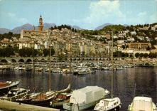 CPM Menton La Vieille Ville et un Coin du Nouveau Port 