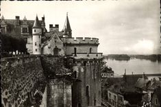 CPM Amboise Indre et Loire Le chateau cote est et la Loire 