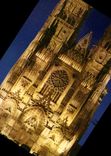 CPM Tours I et L La Cathedrale St Gatien Illuminee 