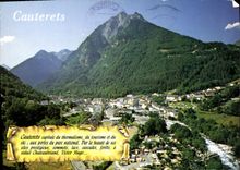 CPM Cauterets Hautes Pyrenees Vue d'ensemble 