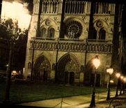 CPM Paris la nuit La Cathedrale Notre Dame 