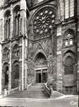 CPM Clermont Ferrand P de D Portail Ouest de la Cathedrale 