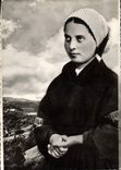 CPM Lourdes Ste Bernadette Soubirous d'apres un portrait authentique 