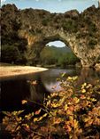 CPM Les Gorges de l'Ardeche le Pont d'Arc Creuse par les eaux dans le rocher ouverture une des merve