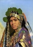 CPM Sud Tunisien Fillette en tenue d'apparat 
