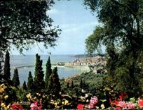 CPM Reflets de la Cote d'Azur Menton Echappes sur la Ville 