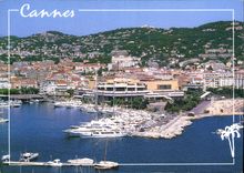 CPM La Cote d'Azur Inoubliable French Riviera Cannes A M vue generale le Palais des Festivals 