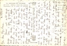 CPM la Bretagne en couleurs interieur d'une des maisons Renaissance sur la place de Locronan