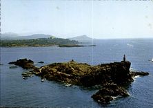 CPM Saint Raphael Var Le Lion de Mer 