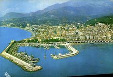 CPM Au soleil de la Cote d'Azur Menton et son port 