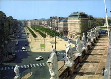 CPM Couleurs et lumiere de France Bordeaux Gironde les Allees de Tourny prises de la Terrasse du Gra