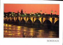 CPM Bordeaux Gironde le Pont Napoleon dit Pont de Pierre 