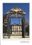 CPM Bordeaux Gironde L'entree des jardins de la Mairie 