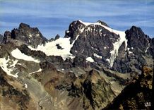CPM En Oisans De Gad le pic sans Nom le col du Pelvoux le Pelvoux le couloir Coolidge et le Petit Pe