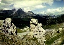 CPM Col d'Izoard Hautes Alpes Vue sur le Brianconnais 