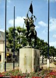 CPM Compiegne Oise Statue de Jeanne d'Arc 
