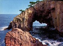 CPM La Cote d'Azur Corniche d'Or La Grotte marine de Gardanne 