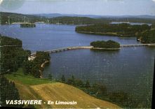 CPM Lac de Vassiviere en Limousin Plages amenagees activites nautiques 
