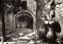CPM La Cote d'Azur Eze Village la Vieille Fontaine 