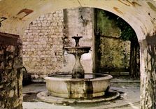 CPM St Jeannet A Mar Vieille Fontaine 