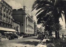 CPM La Cote d'Azur Nice Promenade des Anglais Le Palais de la Mediterranee Automobile