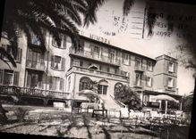 CPM Juan les Pins Hotel ds Mimosc Grand Parc Vue sur Mer 