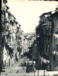 CPM Nice Une rue pittoresque du Vieux Nice Folklore Femmes