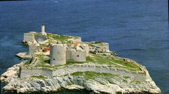 CPM Marseille Vue Aerienne sur le Chateau d'If 